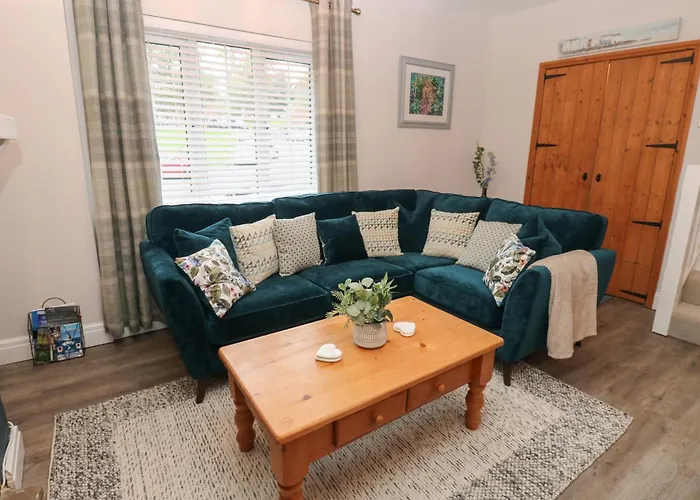 57 Cockpit Hill Holiday home *