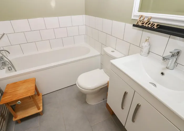 57 Cockpit Hill Holiday home *